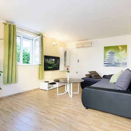 Relja Apartment