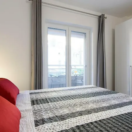 شقة Relja زادار